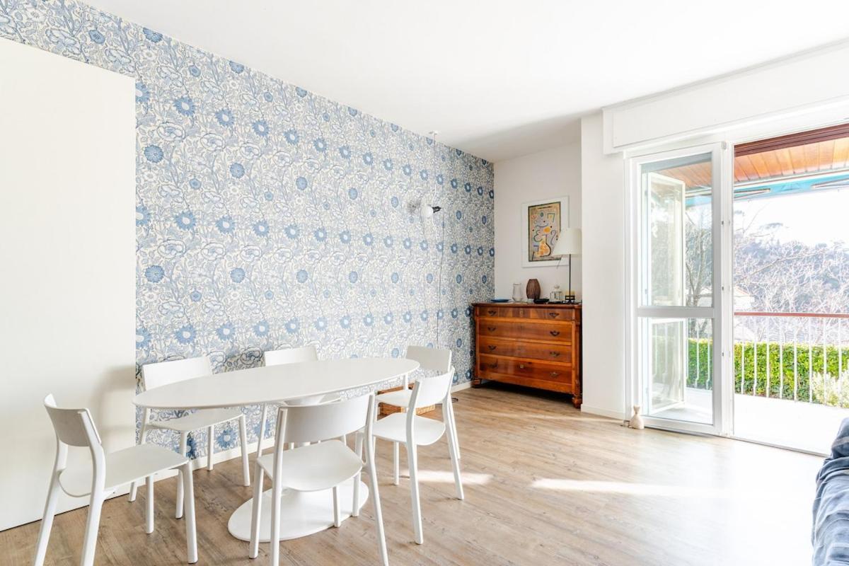 Sea View Apartment With Private Garden Камогли Екстериор снимка