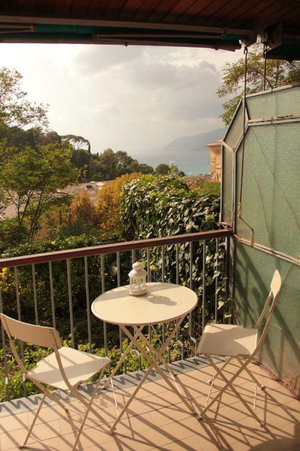 Sea View Apartment With Private Garden Камогли Екстериор снимка